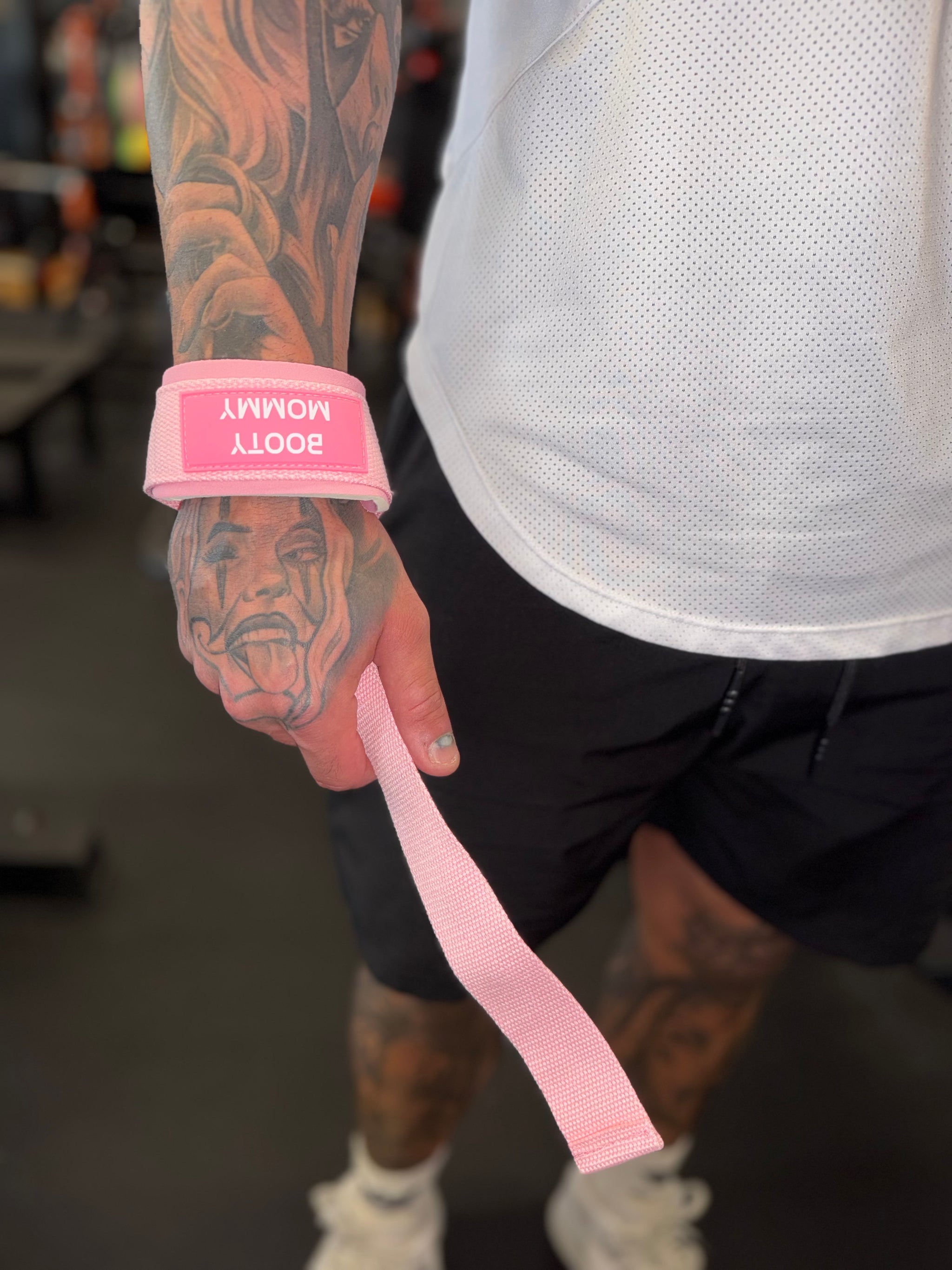 BOOTY MOMMY LIFTING STRAPS